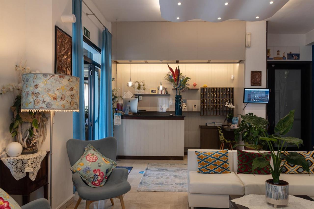 צ'סנטיקו Hotel Boston מראה חיצוני תמונה